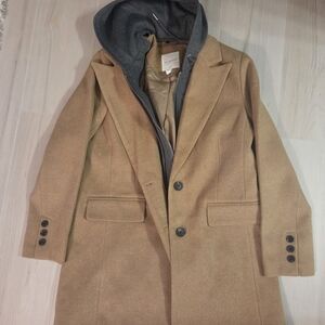 Avec Les Filles Beige Coat with Black Collar